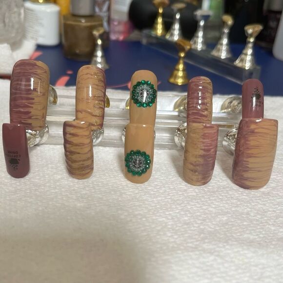 Coffee shop gel pressons - Picture 5 of 10